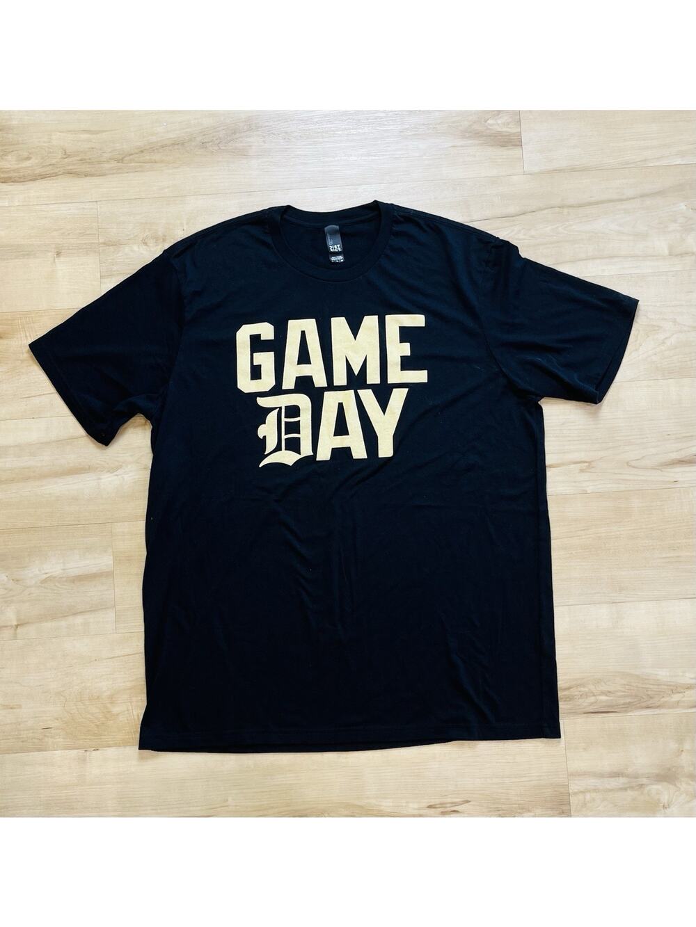 Game Day Graphic Tee Shirt Sz XL A5-29